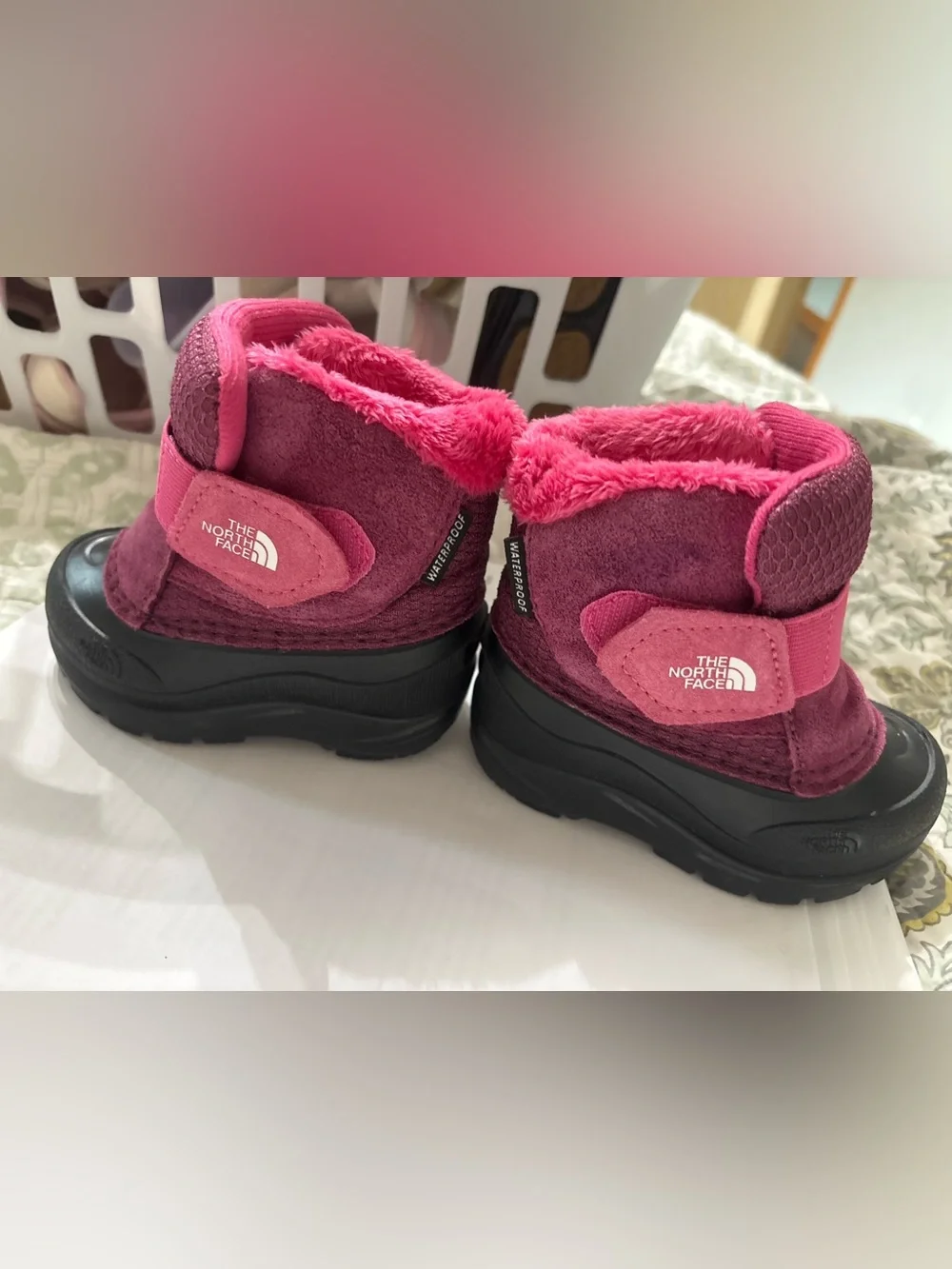 The North Face Kids Burgundy and Pink Insulated Boots baby girl, size 5